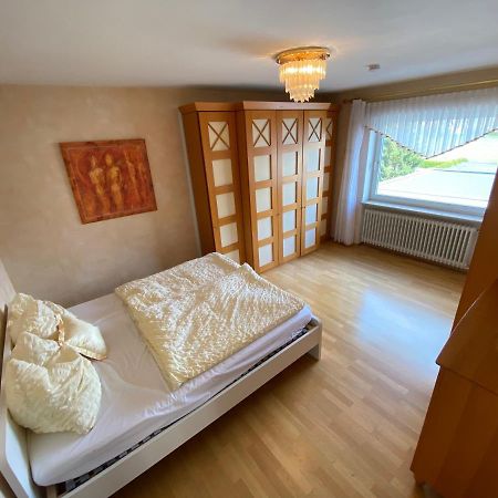 Schickes Appartement Im Haus Der Bilder Abenberg Eksteriør billede
