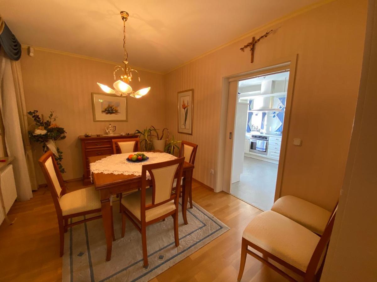 Schickes Appartement Im Haus Der Bilder Abenberg Eksteriør billede